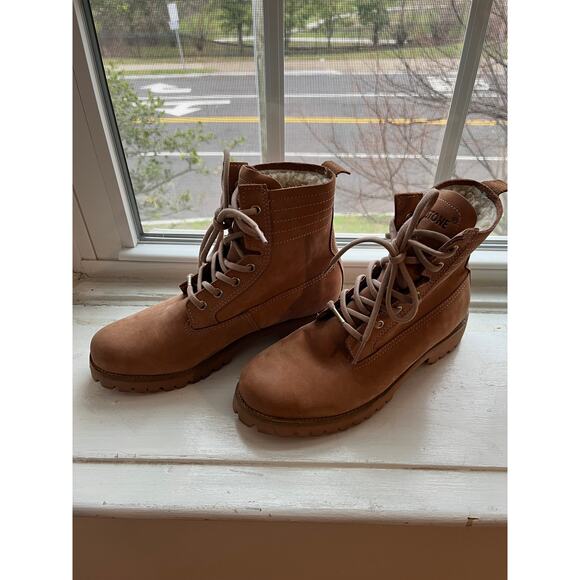 Blackstone | Shoes | Blackstone Studded Leather Zipper Boots  Blackstone TG42 Cafe Au Lait Leather Sherpa Lined Boots EU 37 US 7 Winter Work